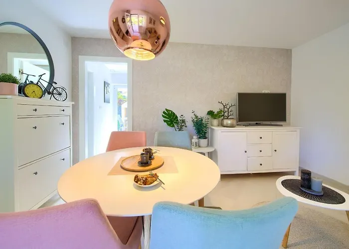 House Memento * Malinska